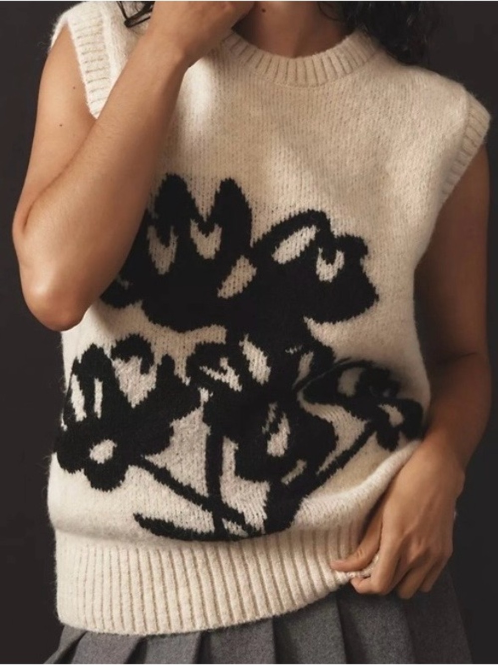 NWT Anthropologie Maeve Cream & Black Floral Sleeveless Neck Sweater Vest Small